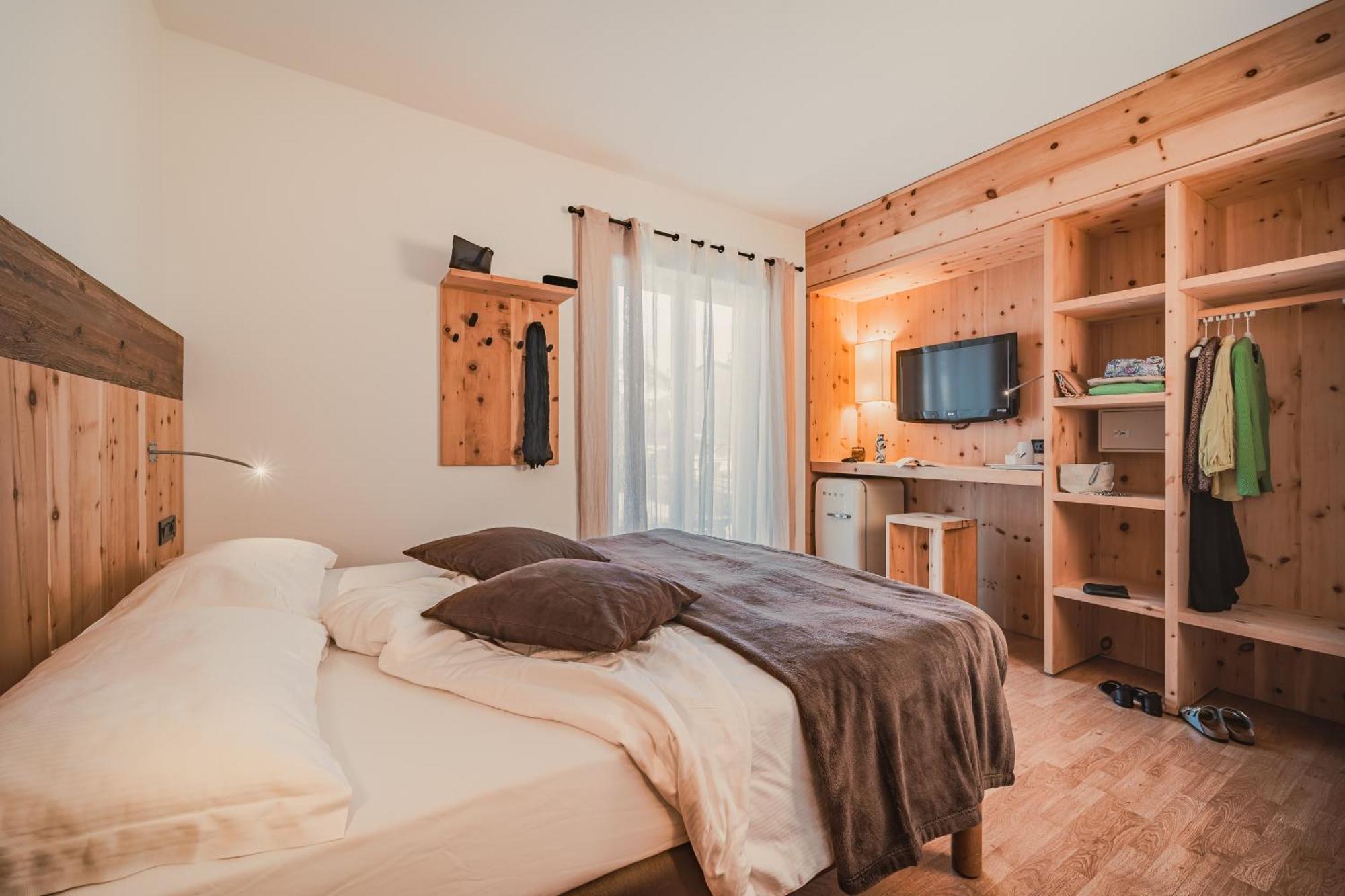 Cristallo Sport & Wellness Hotel Levico Terme Oda fotoğraf