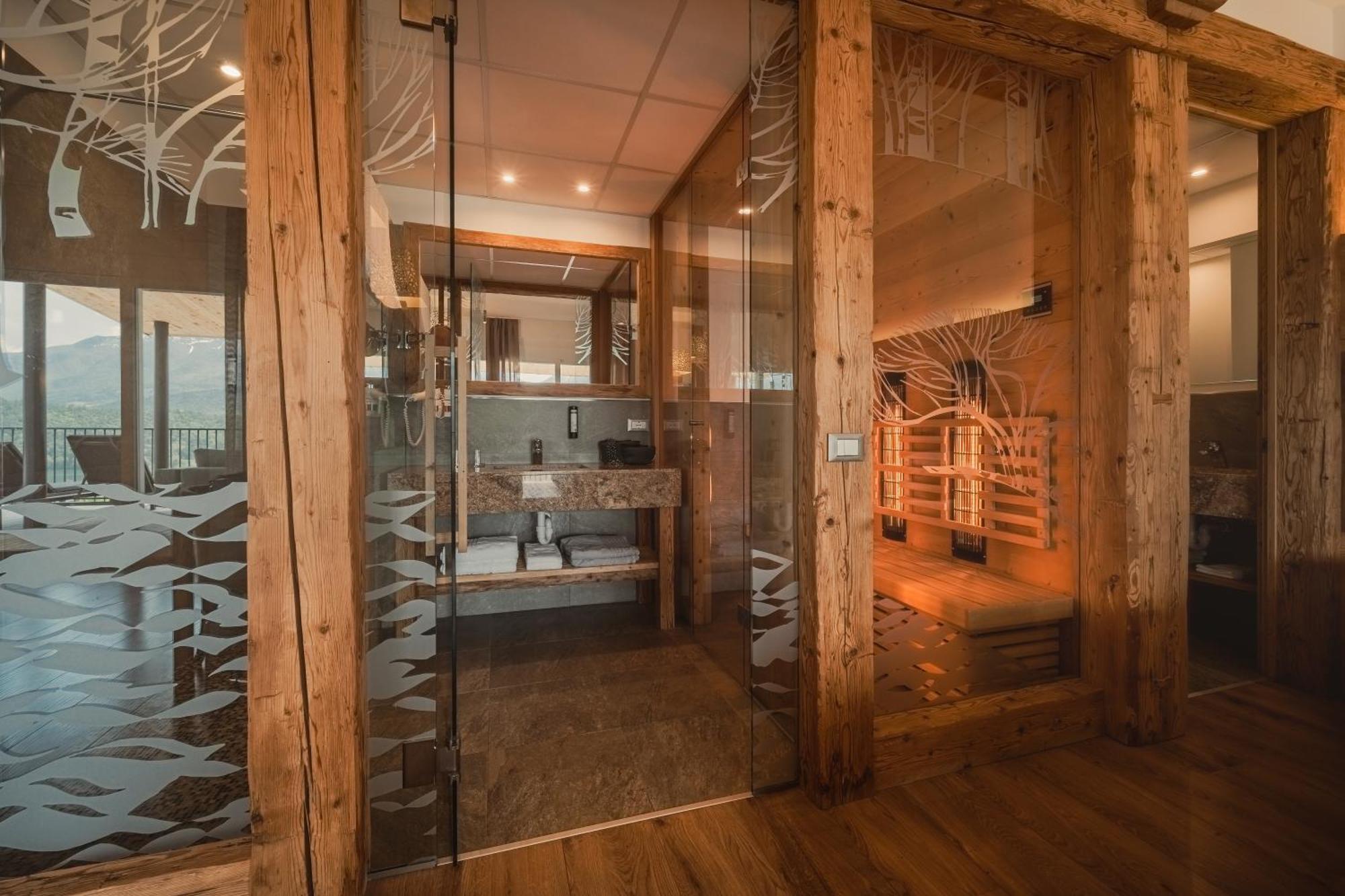 Cristallo Sport & Wellness Hotel Levico Terme Dış mekan fotoğraf