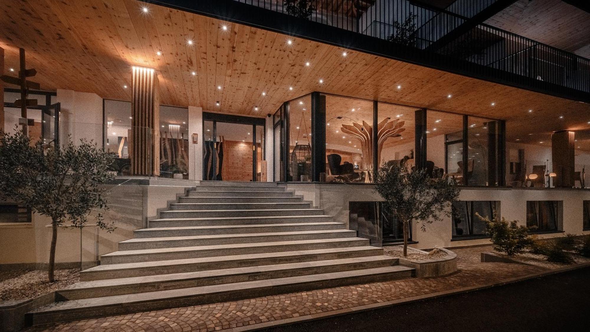 Cristallo Sport & Wellness Hotel Levico Terme Dış mekan fotoğraf
